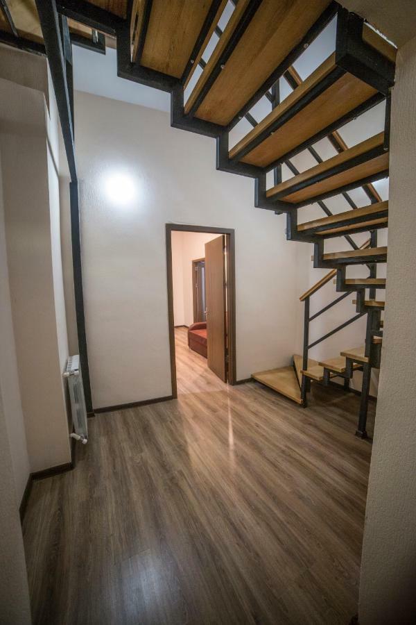 Your Apartment In This City N2 Tbilisi Exterior photo